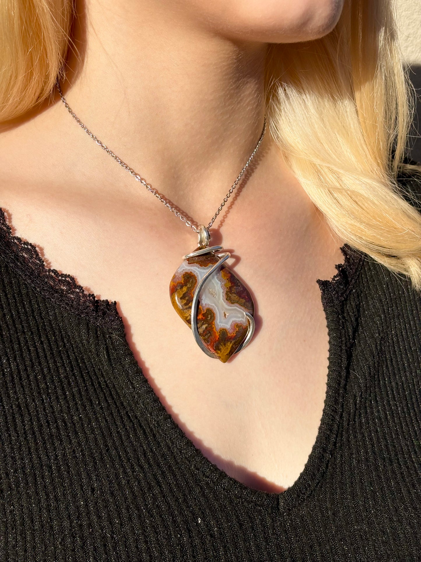 Red Seam Agate Pendant